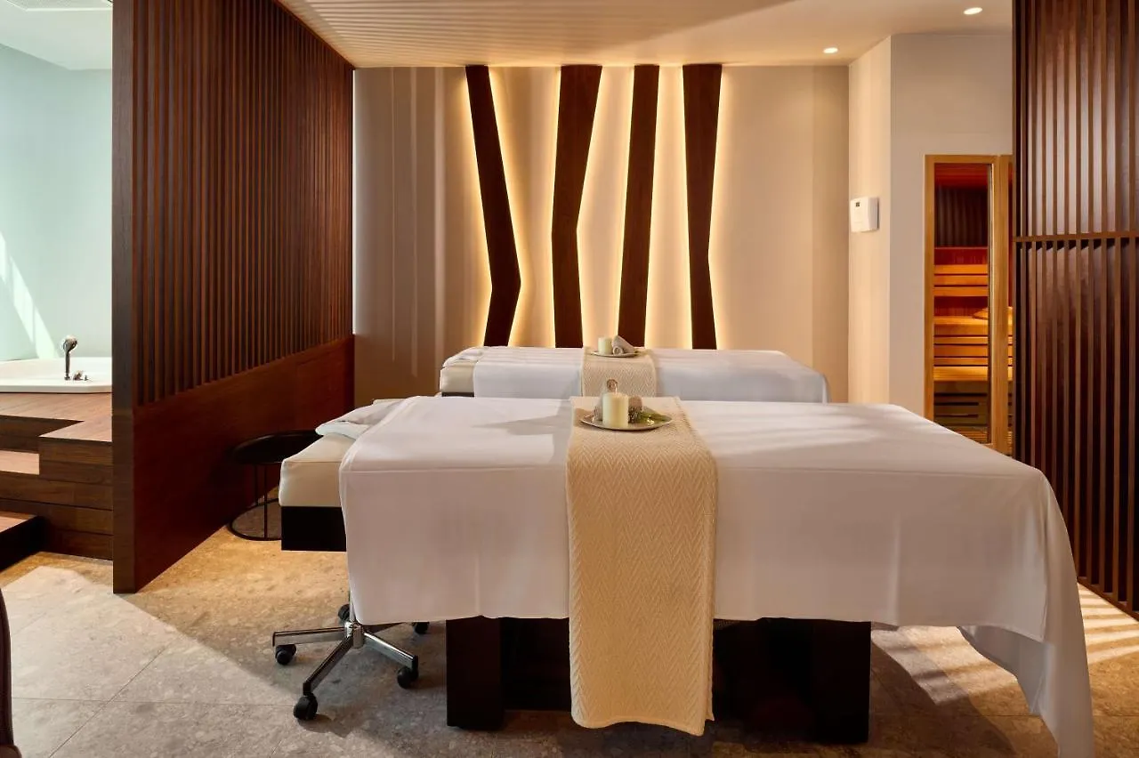 Radisson Blu Resort & Spa Split 5*,